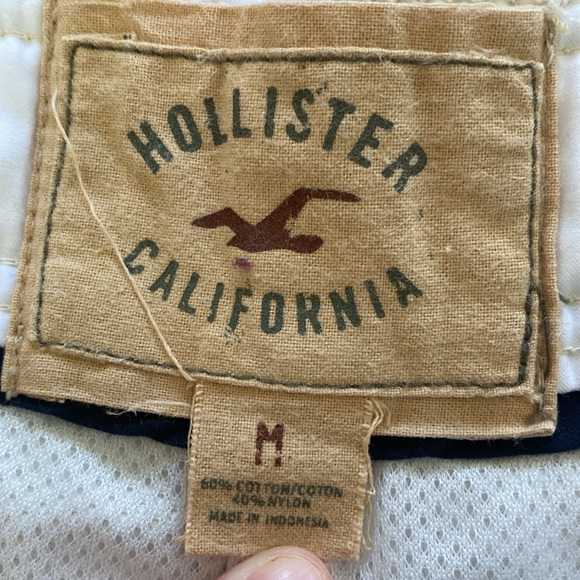 Hollister size M swim trunks - Picture 2 of 5